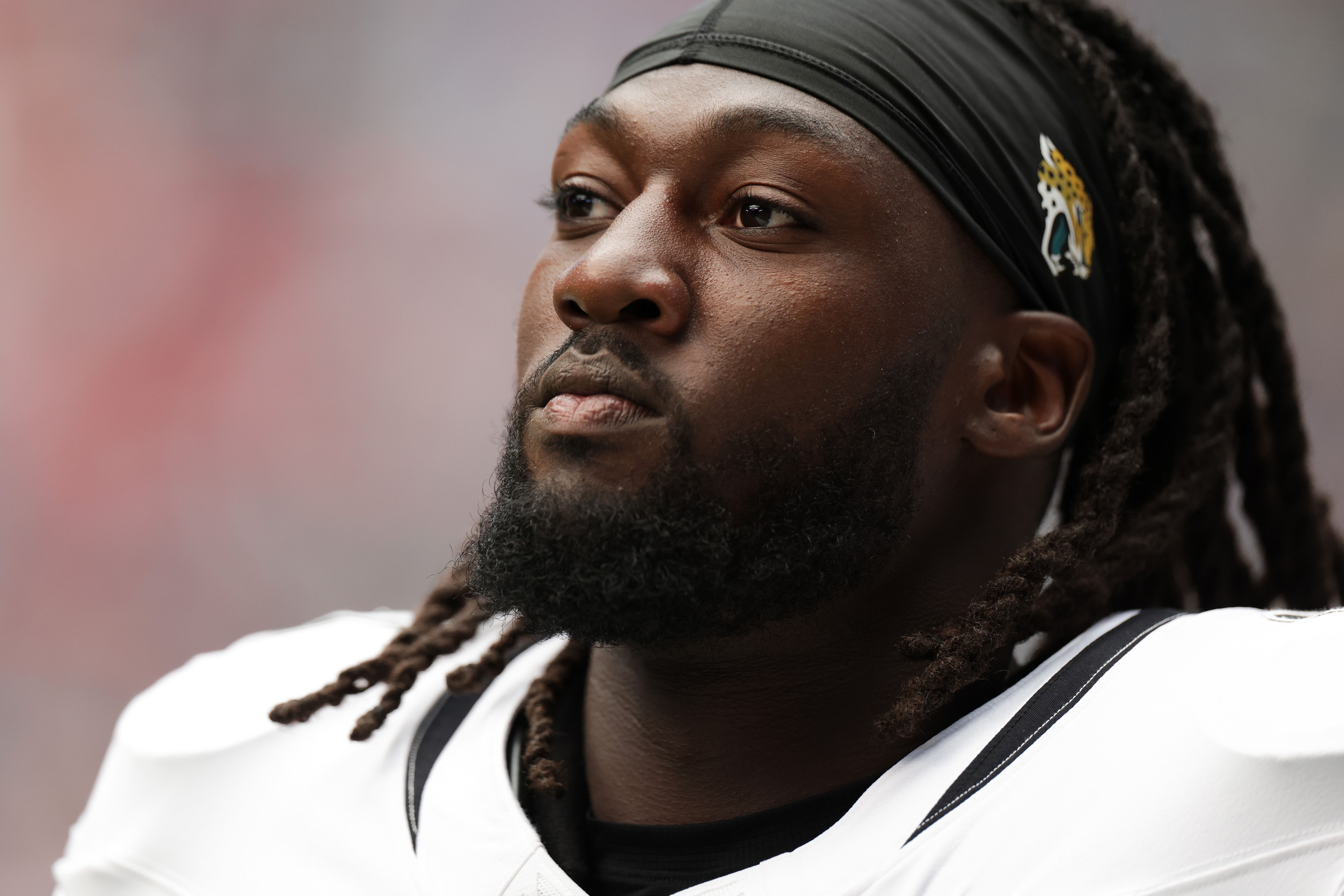 Bucs listed as top landing spot for All-Pro LB 🏈🔥