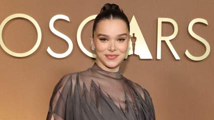 Hailee Steinfeld Announcement Made Before Bills Playoff Game