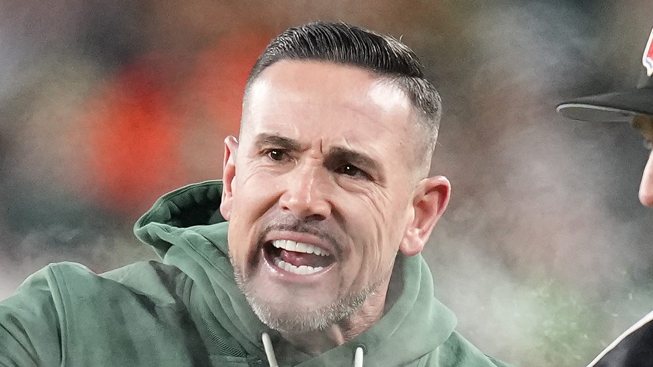 Packers rival coach emerges as surprising candidate to replace Jeff Hafley 📰🤔