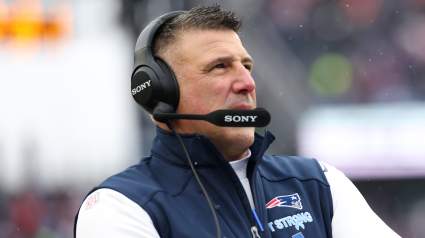 Patriots Get Concerning Update on Locker Room Health Before Playoffs