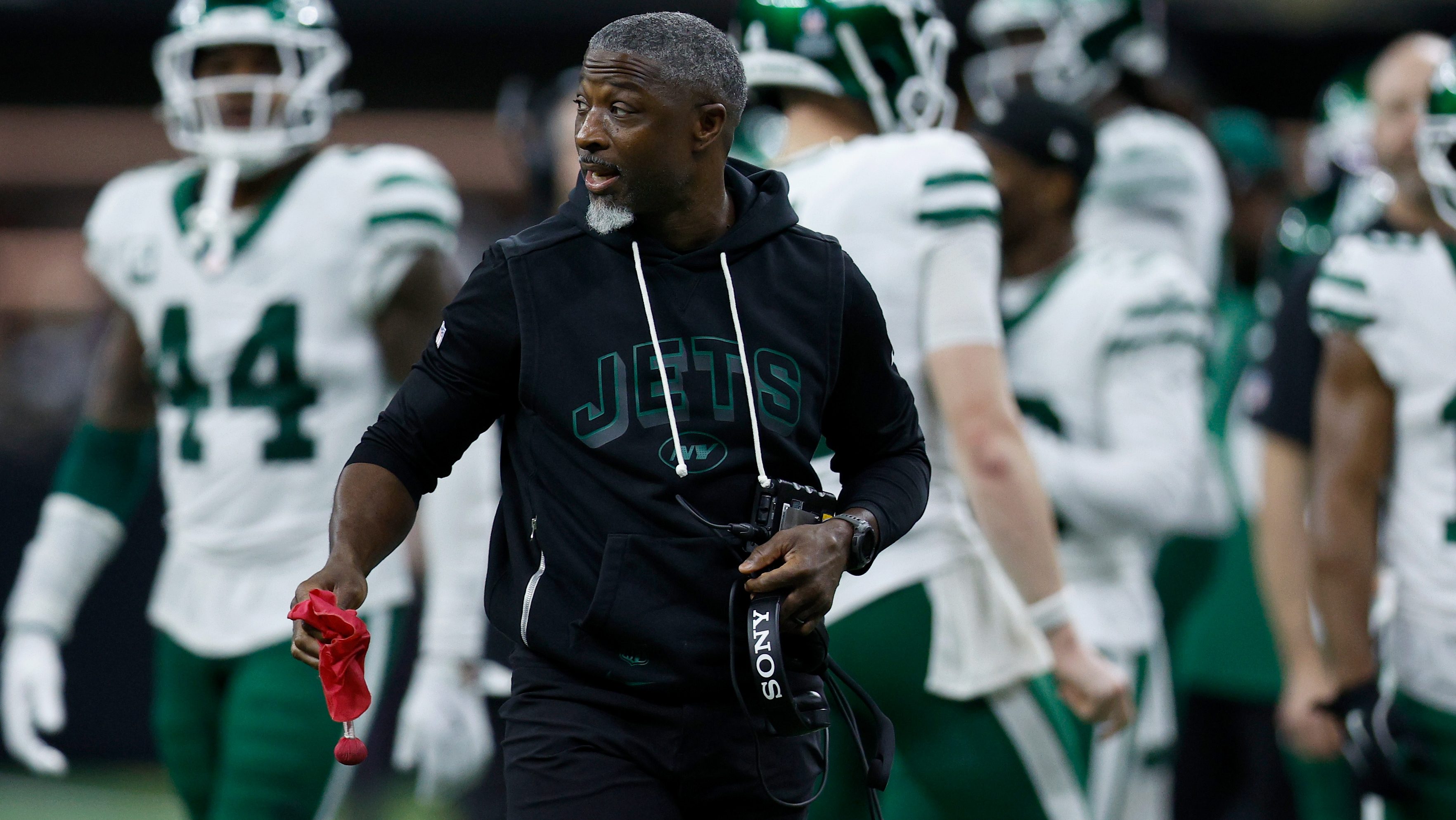 Jets Pause Firings of Defensive Coaches; Insider Explains Timeline.