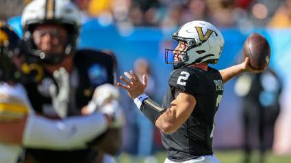 College Football Senior Bowl: Meet the 6 NFL QB Prospects