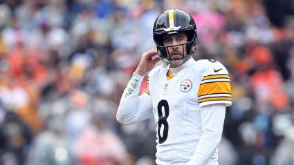 Steelers-Texans Outcome Predicted to Impact Aaron Rodgers Future