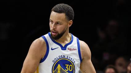 Stephen Curry Roasts Kings After Warriors’ Dominant Victory