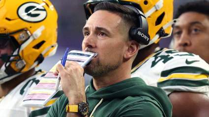 Packers Make Change at Quarterback Ahead of Bears Playoff Game