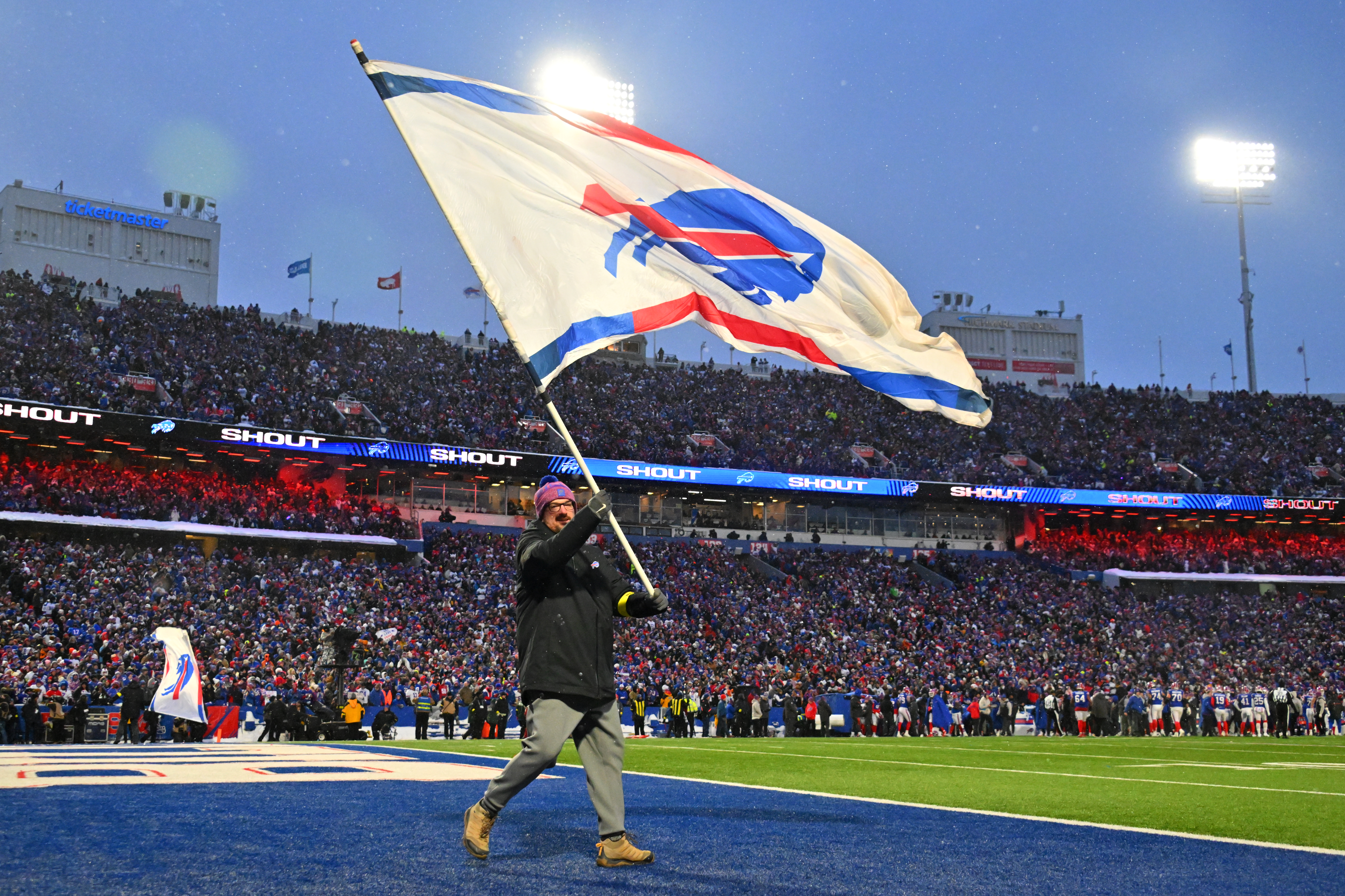 Fan-favorite linebacker returning to the Bills 🏈