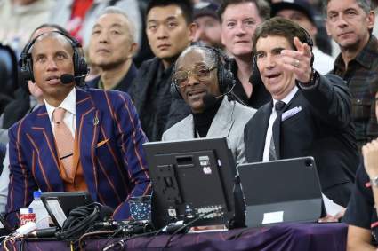 Snoop Dogg Has Viral On-Air Reaction to Warriors HC Steve Kerr’s Ejection