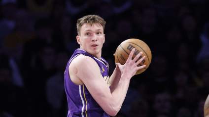 Lakers Predicted To Trade First-Round Pick Amid Doncic Injury Concerns