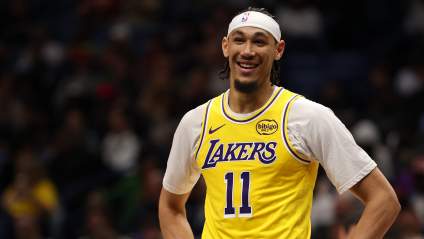 LA Big Man Accepts Slam Dunk Contest Invitation