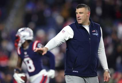 Mike Vrabel Bloodied in Sideline Incident During Patriots’ Win vs Chargers