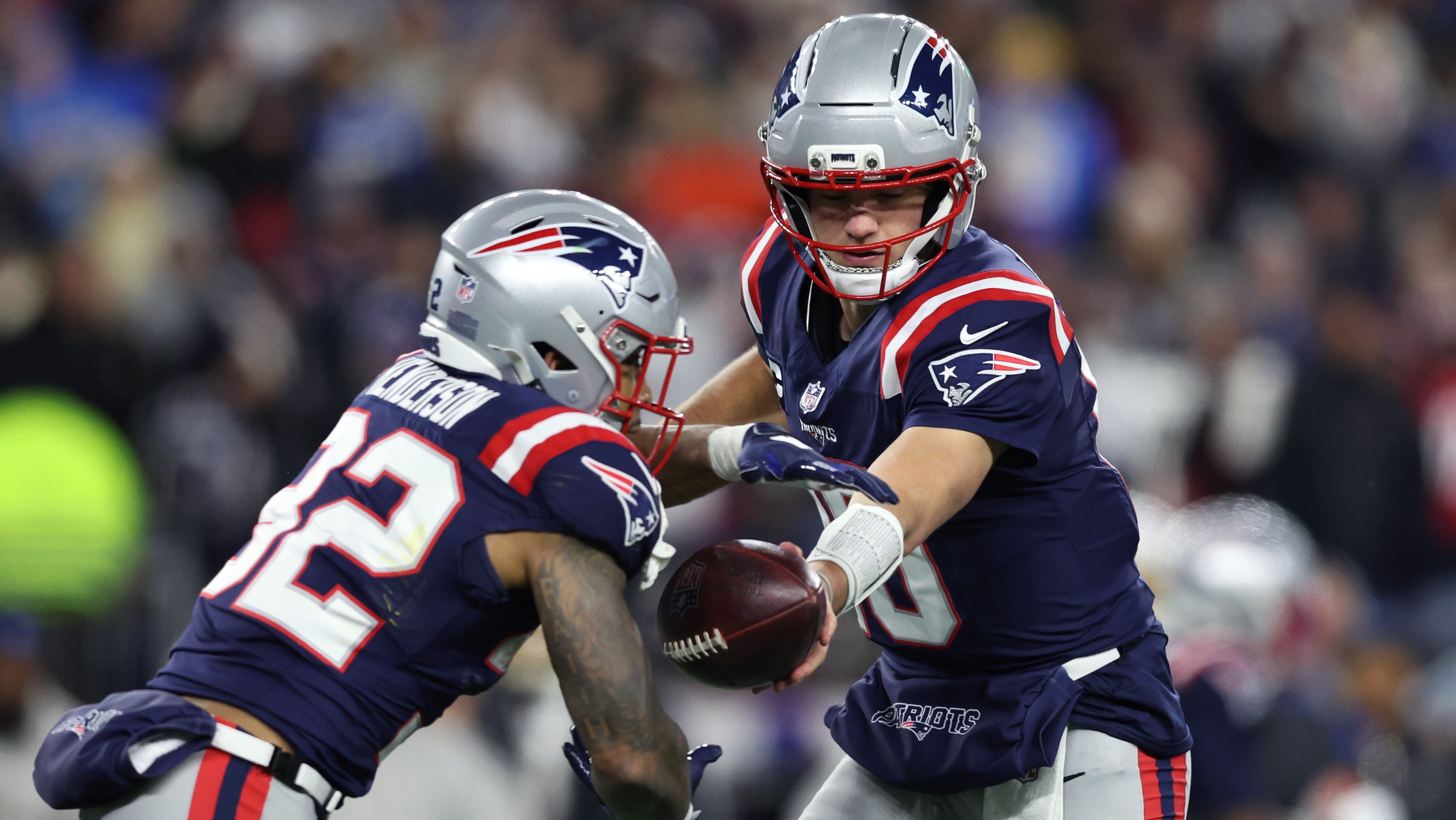 TreVeyon Henderson and Drake Maye