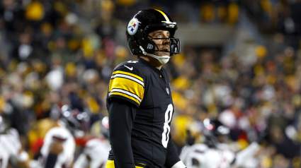 Aaron Rodgers Gets Major Career Prediction After Addressing Retirement