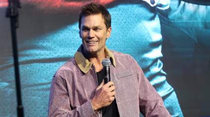 Tom Brady Sends Mysterious Message as Girlfriend Rumors Intensify