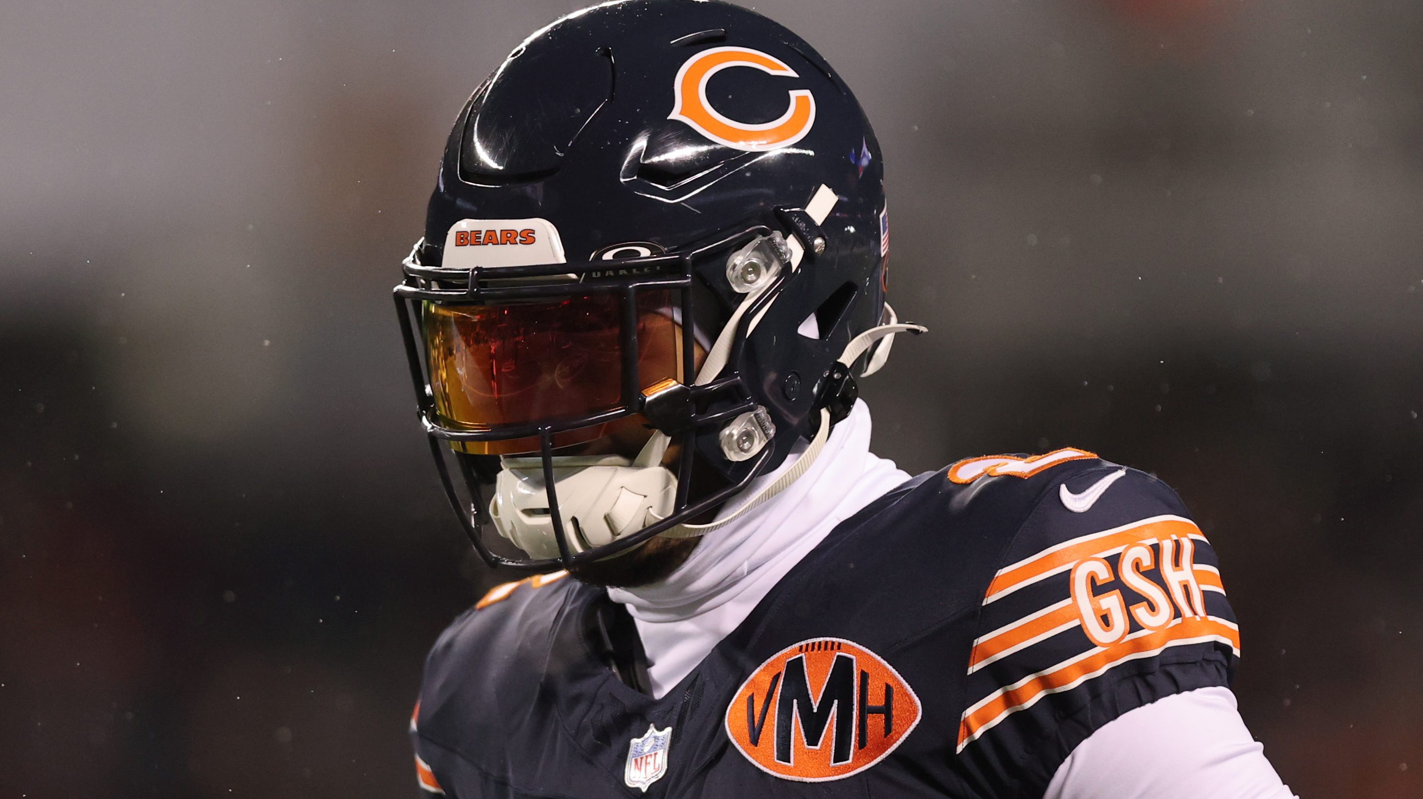 Bears send blunt message on DJ Moore’s Chicago future 🐻💬