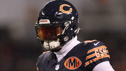 Bears Send Blunt Message on DJ Moore’s Future in Chicago