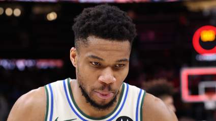 Warriors Add Giannis Antetokounmpo in Bombshell Trade Proposal