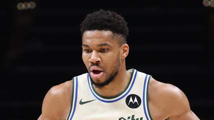 Third Team Enters Giannis To Timberwolves Trade Discussions