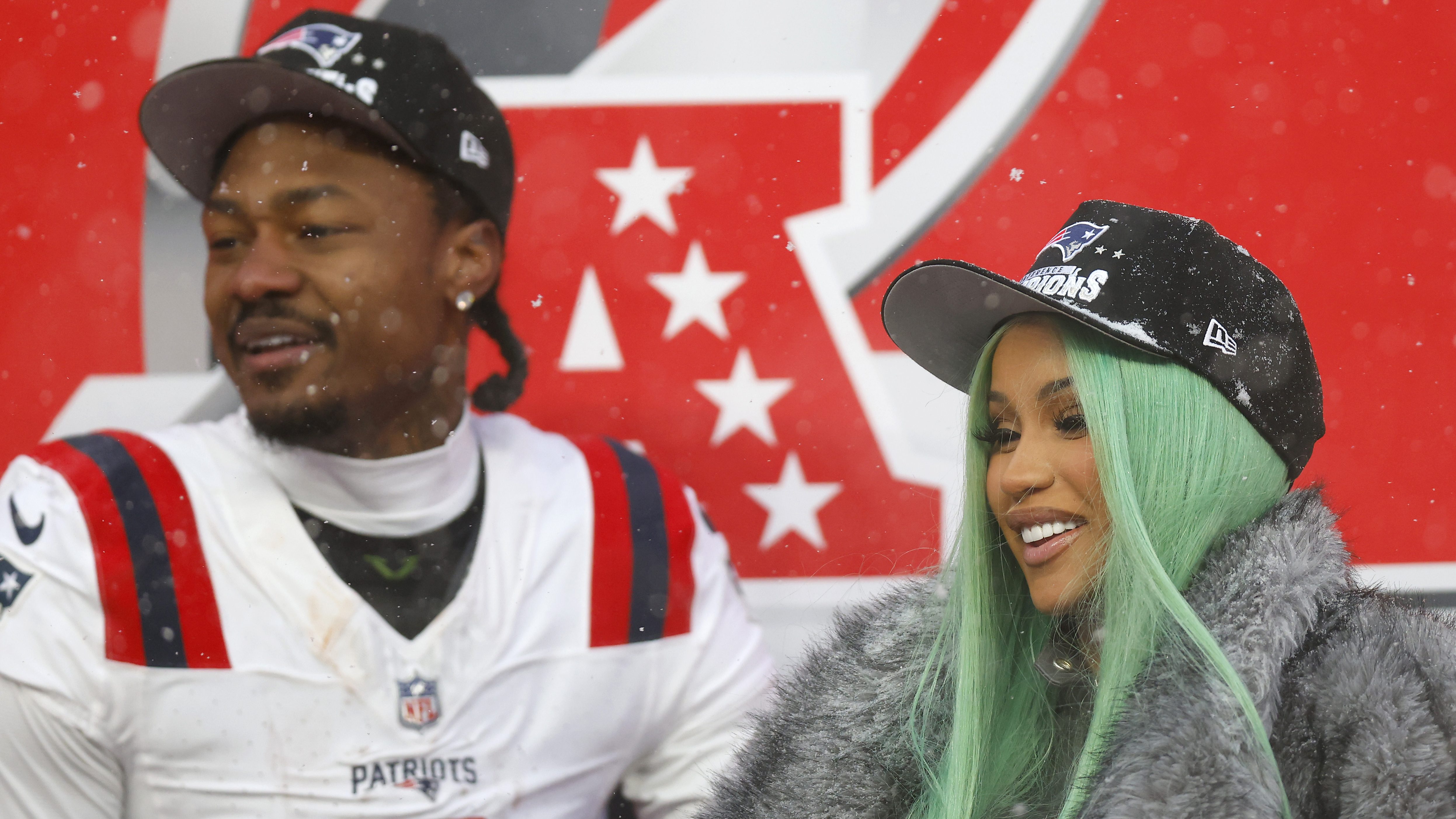 Cardi B & Boyfriend Stefon Diggs' Personal News Amid Super Bowl Run