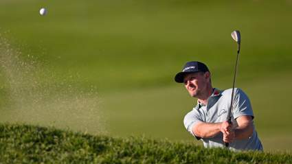 Farmers Insurance Open Round 1: Rose on Top, Field Bunched