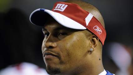 Giants To Interview Former Franchise Great For Vacant Head Coaching Spot