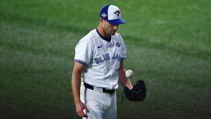 Rangers Linked to Veteran as Blue Jays Shake Up Pitching Staff