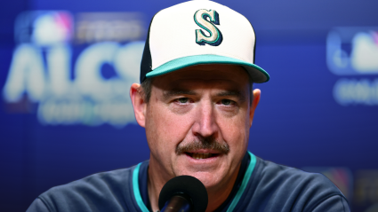 Mariners Let a Crucial Infield Decision Play Out Internally