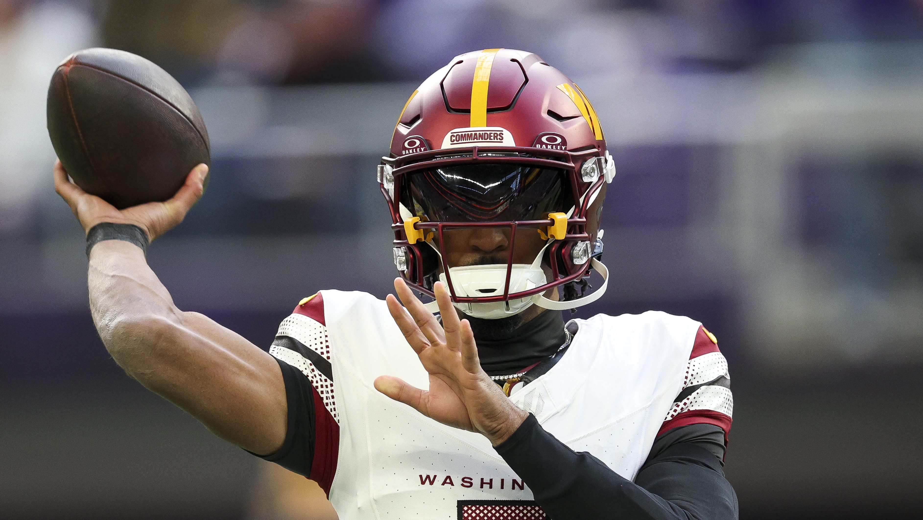 Washington Commanders QB buzz: Fans split on Jayden Daniels’ future 🤔