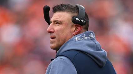 Patriots’ Mike Vrabel Makes NFL History With Latest Super Bowl