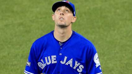 Blue Jays Lose Former No. 1 Prospect Aaron Sanchez in $1.35 Million Signing