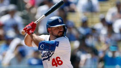 Blue Jays Quietly Lose Infielder With World Series Ring as Giants Make Move