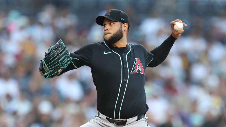 Arizona Diamondbacks pitcher Eduardo Rodriguez pitches at Petco Park.