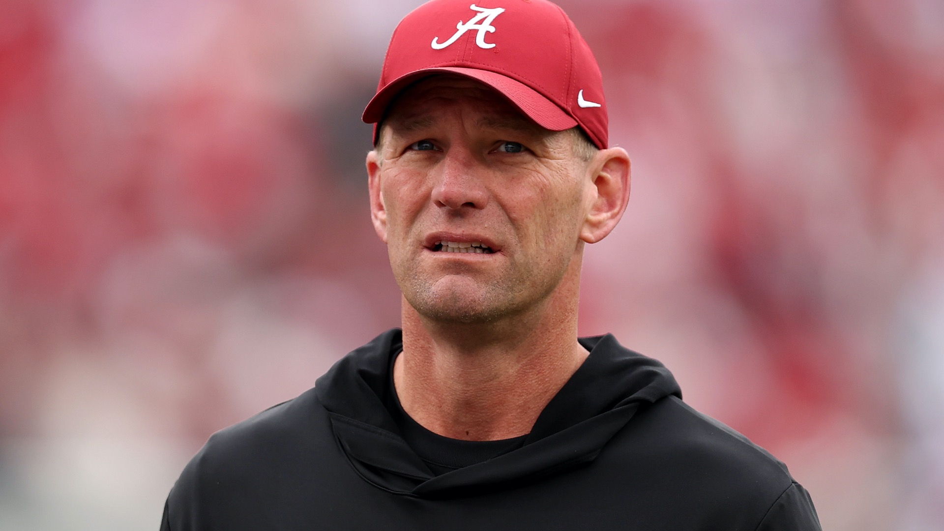 Paul Finebaum이 Alabama, Kalen DeBoer에 대해 확실한 사실을 알려드립니다. Paul Finebaum이 Alabama, Kalen DeBoer에 대해 확실한 사실을 알려드립니다.