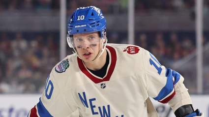 Rangers Rumors: Panarin Deal Faces Significant Hold-Up
