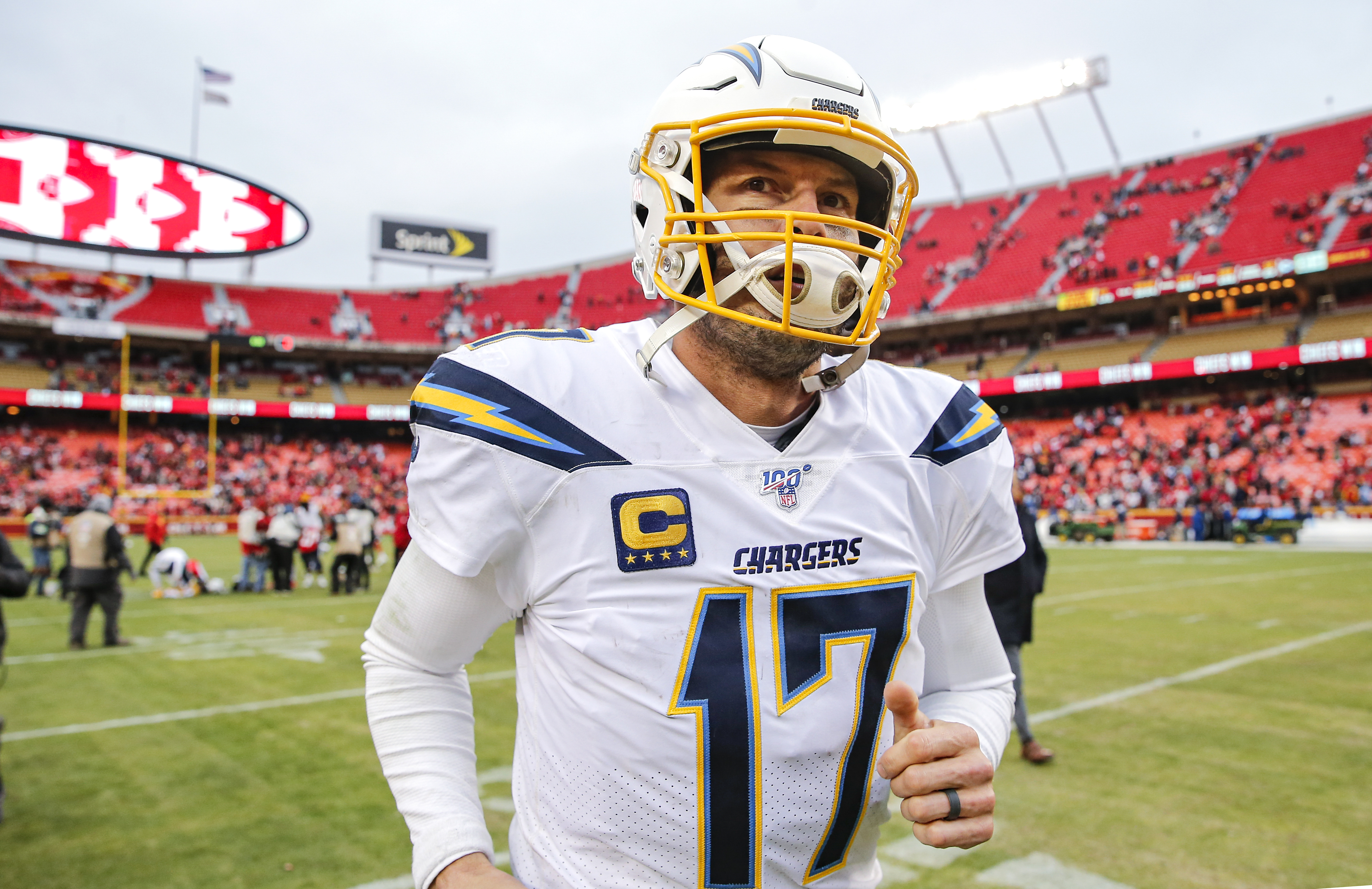 Ex-Chargers QB interviews for Bills HC job 🏈