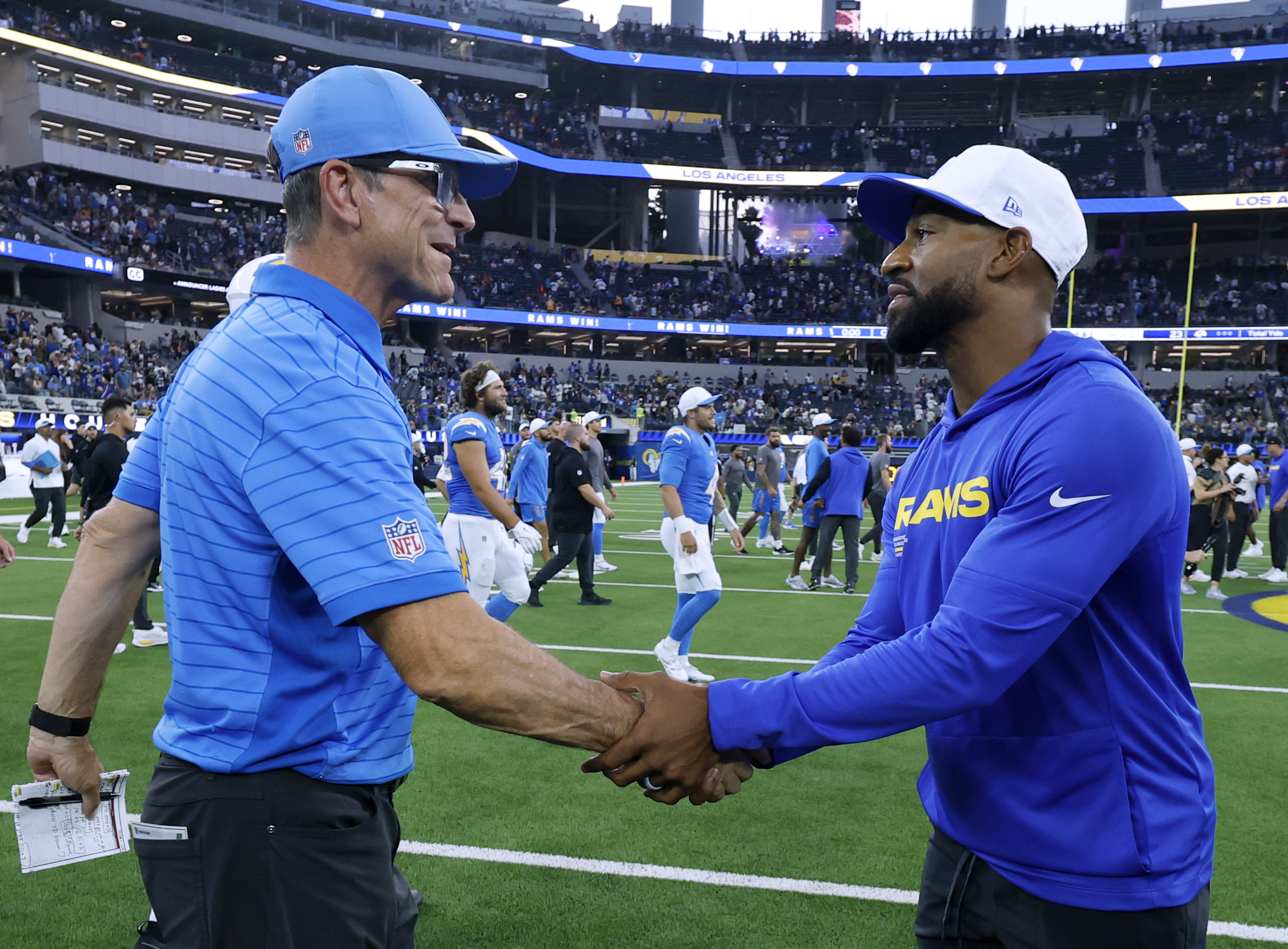 Chargers seek interview with Rams’ assistant HC in DC search 🏈