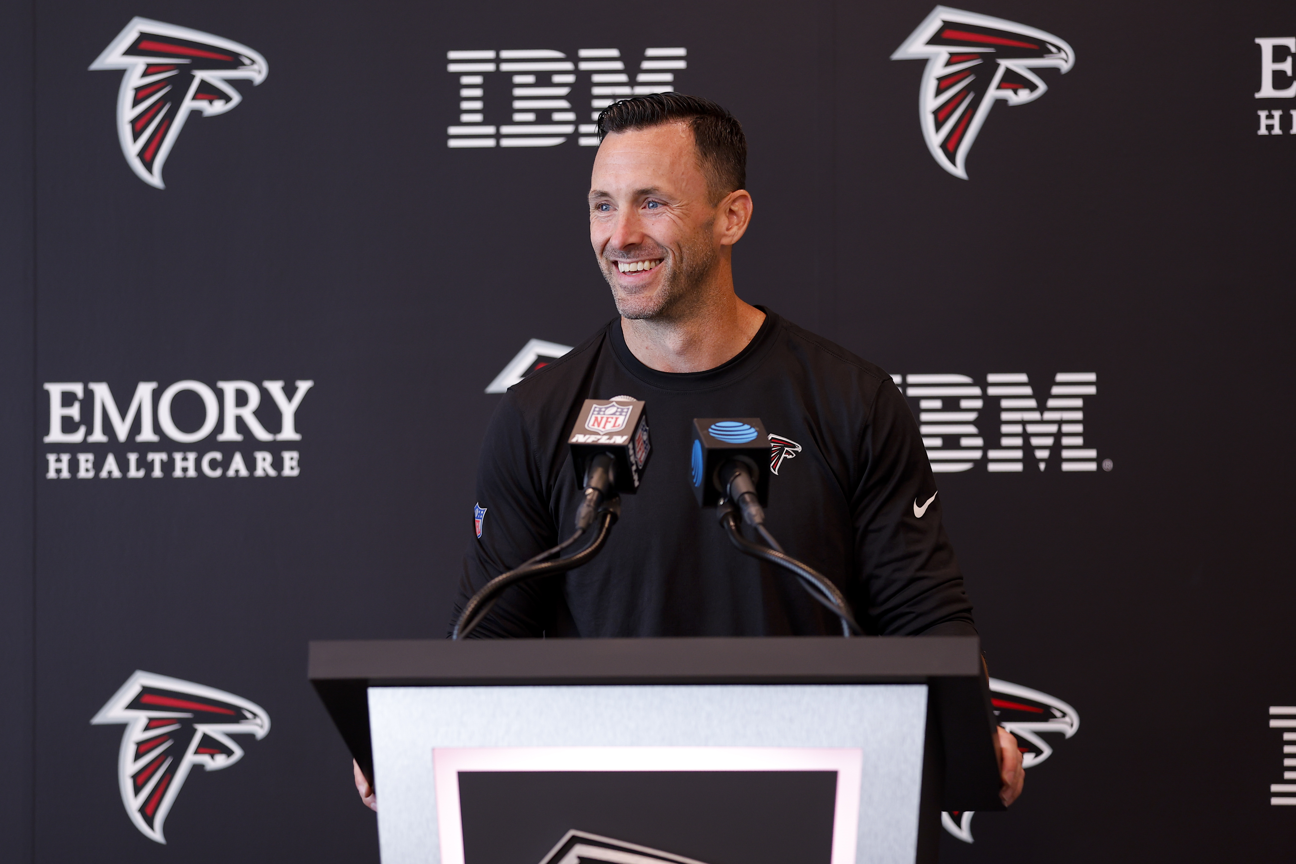 Dolphins hire Atlanta’s assistant GM to lead their front office 🐬🏈