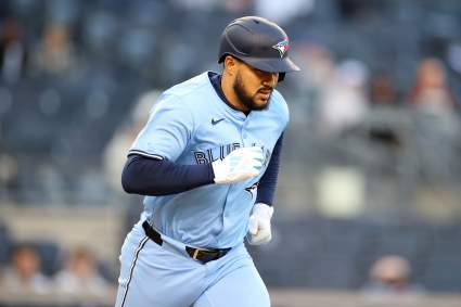 Blue Jays Have Obvious Fix After Brutal Anthony Santander News