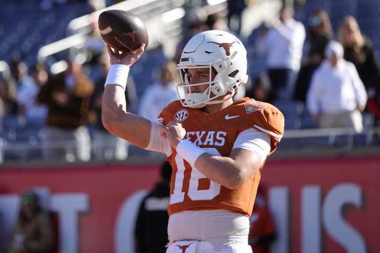 Texas Longhorns quarterback Arch Manning