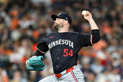 Toronto Blue Jays Urged to Sign Impact 36-Year-Old Pitcher