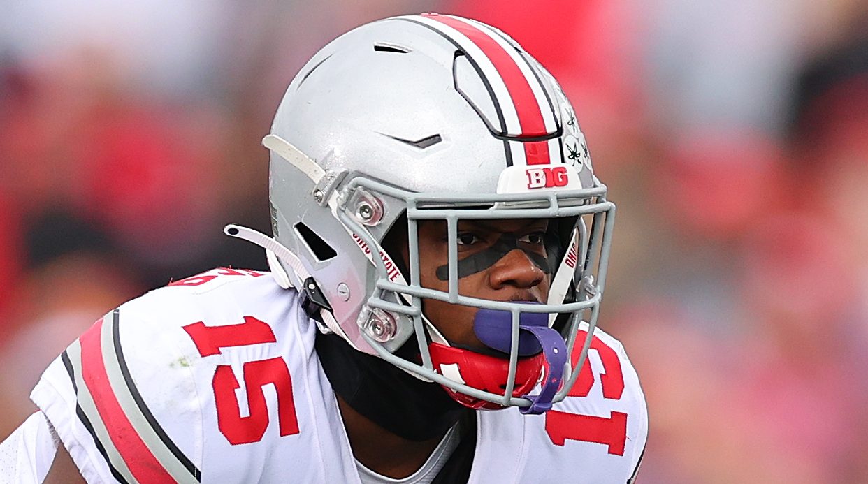 Chiefs sign 26-year-old safety from AFC West rivals; adds depth.