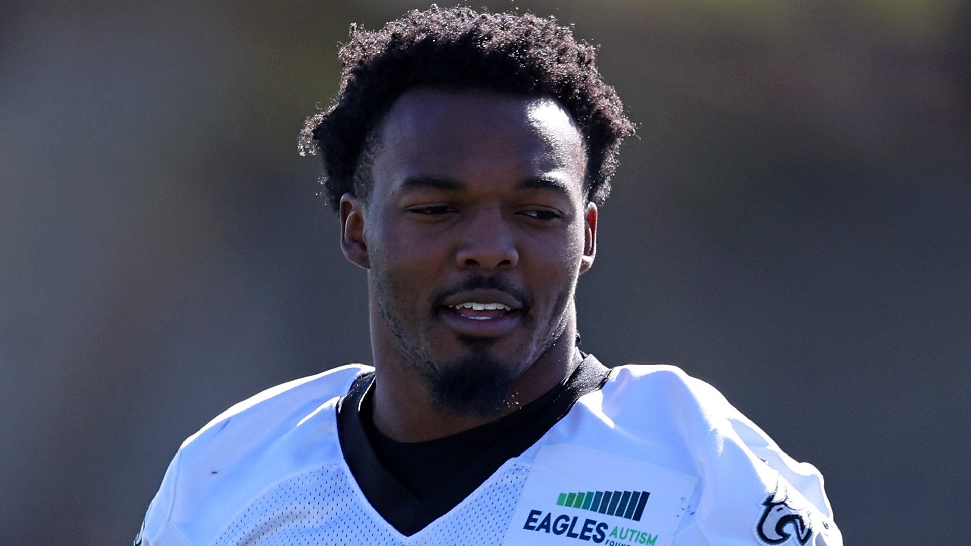 New report fuels rumor: rival poaching M star 🏈💰