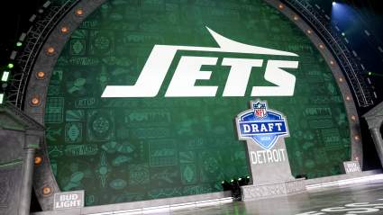 Jets Dream Scenario Includes Blockbuster Trade for Additional 1st Rounder
