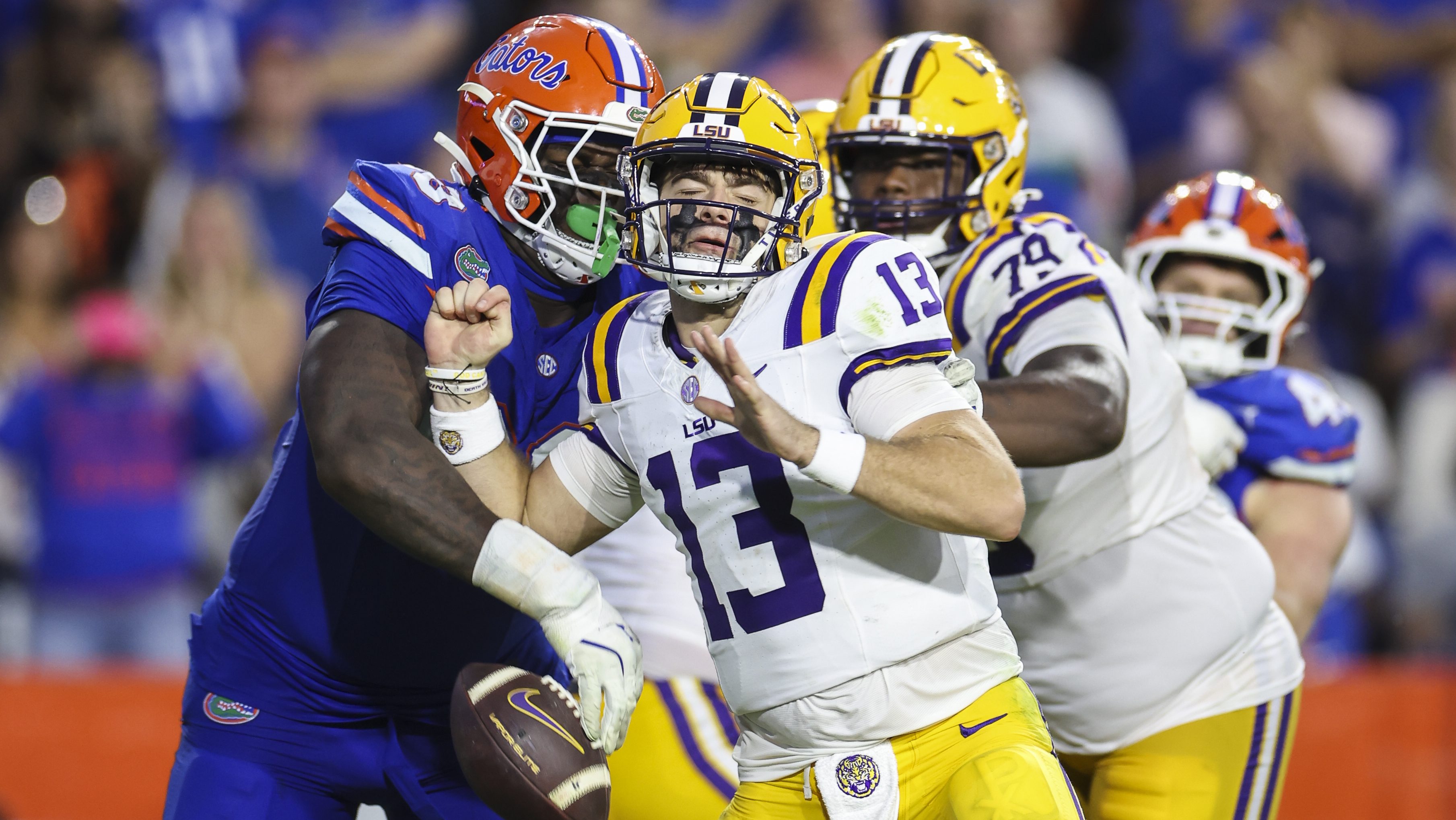Jets may add 6’6″, 330-lb player to boost defense
