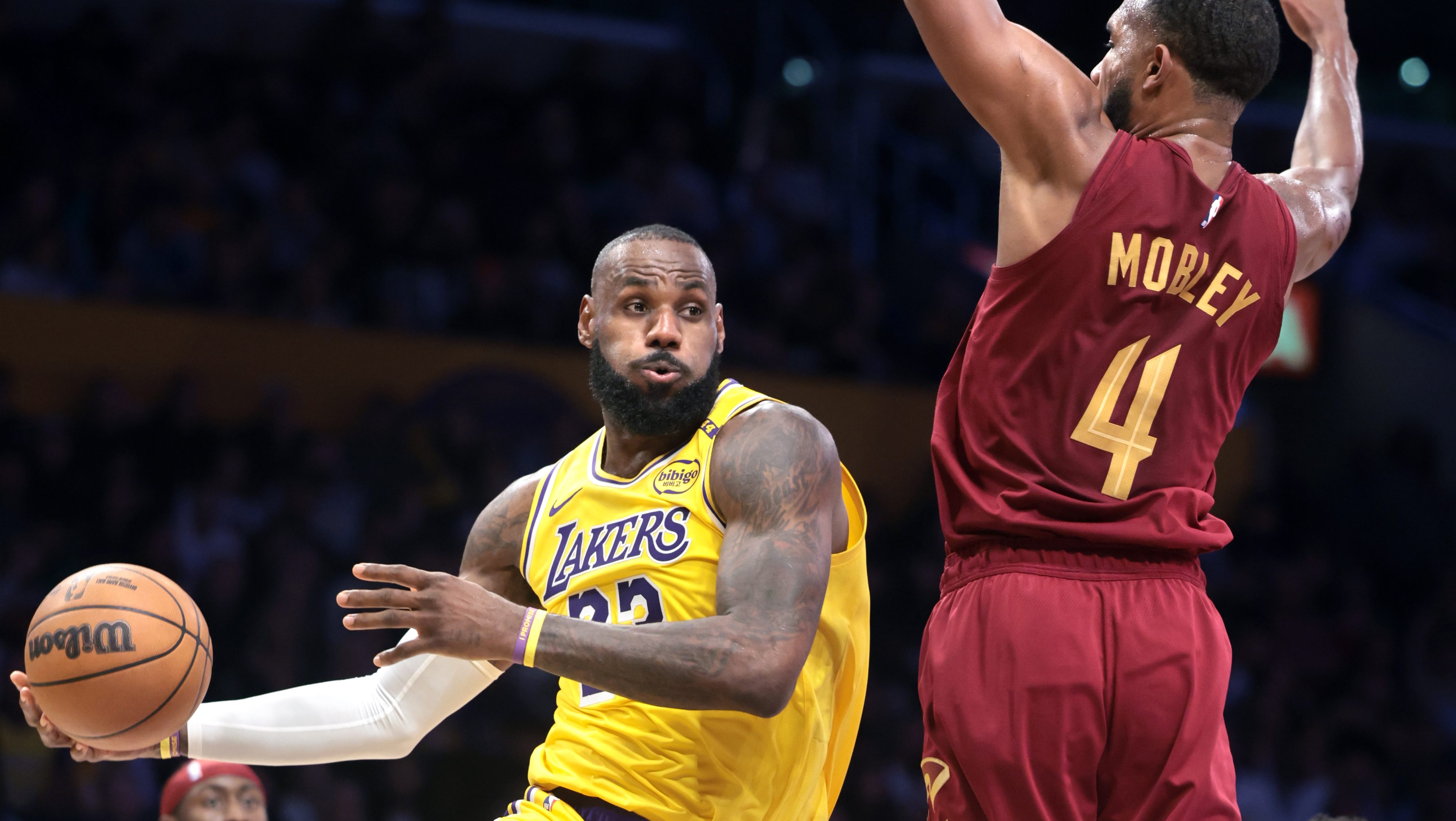 LeBron James Los Angeles Lakers Cleveland Cavaliers Evan Mobley