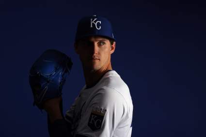 Cubs Sign Former 20-Game Winner Ahead of Spring Training