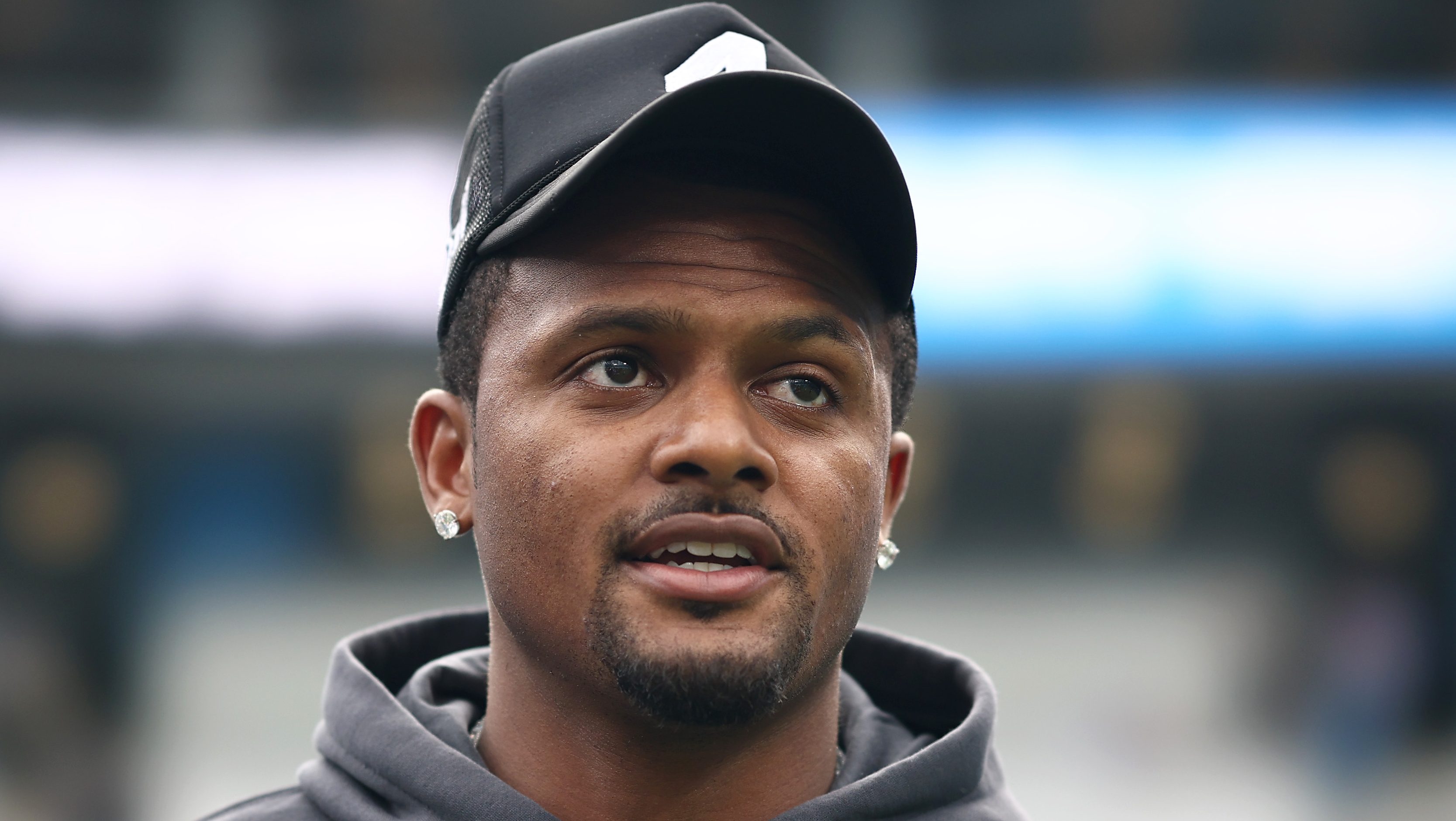 Deshaun Watson clears up off-field matters; Browns QB return looms.