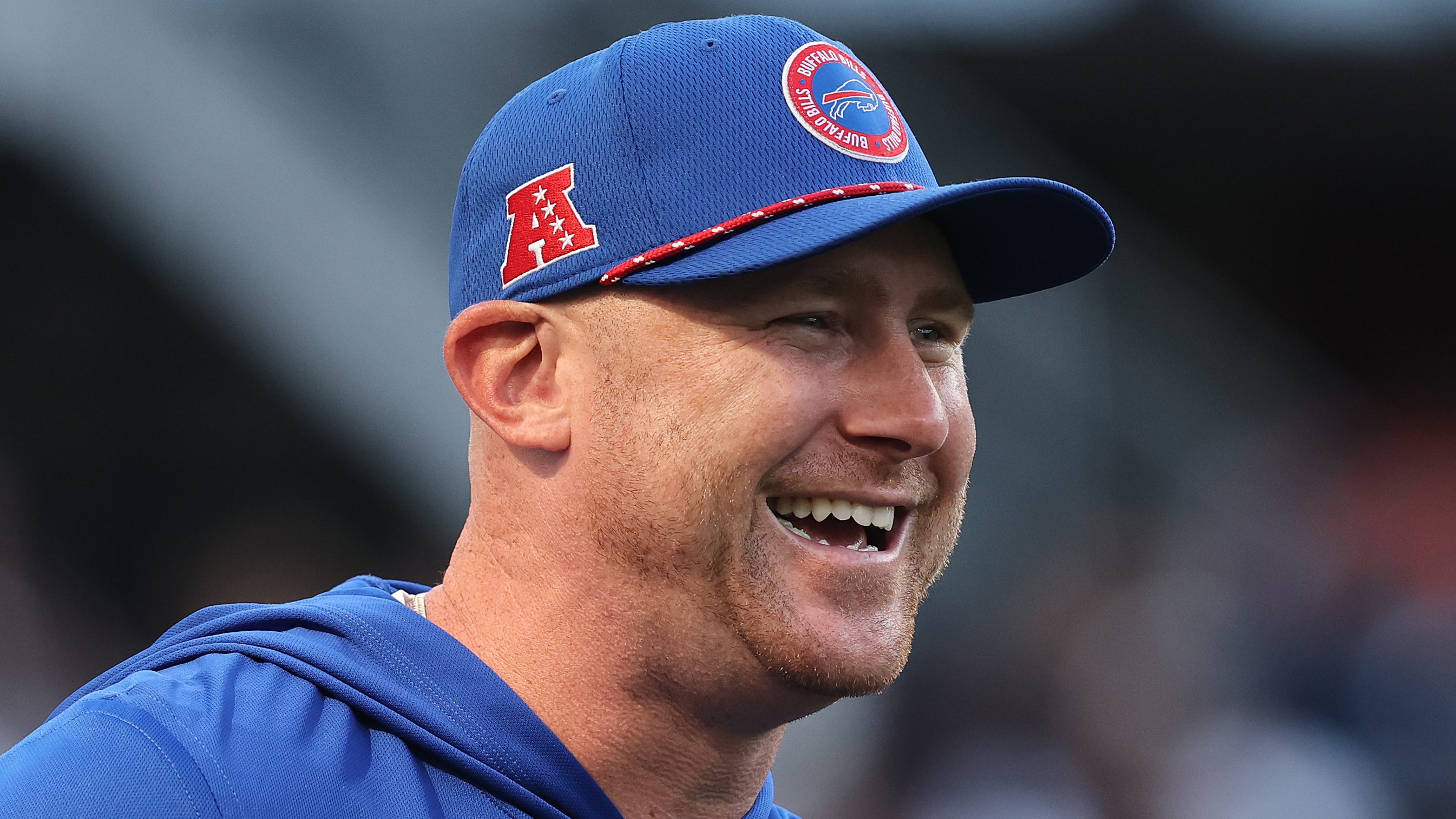Bills HC Joe Brady earns praise for hiring John Fox as assistant.