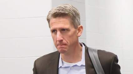 Oilers Predicted to Make Coaching Change With Surprise Candidate