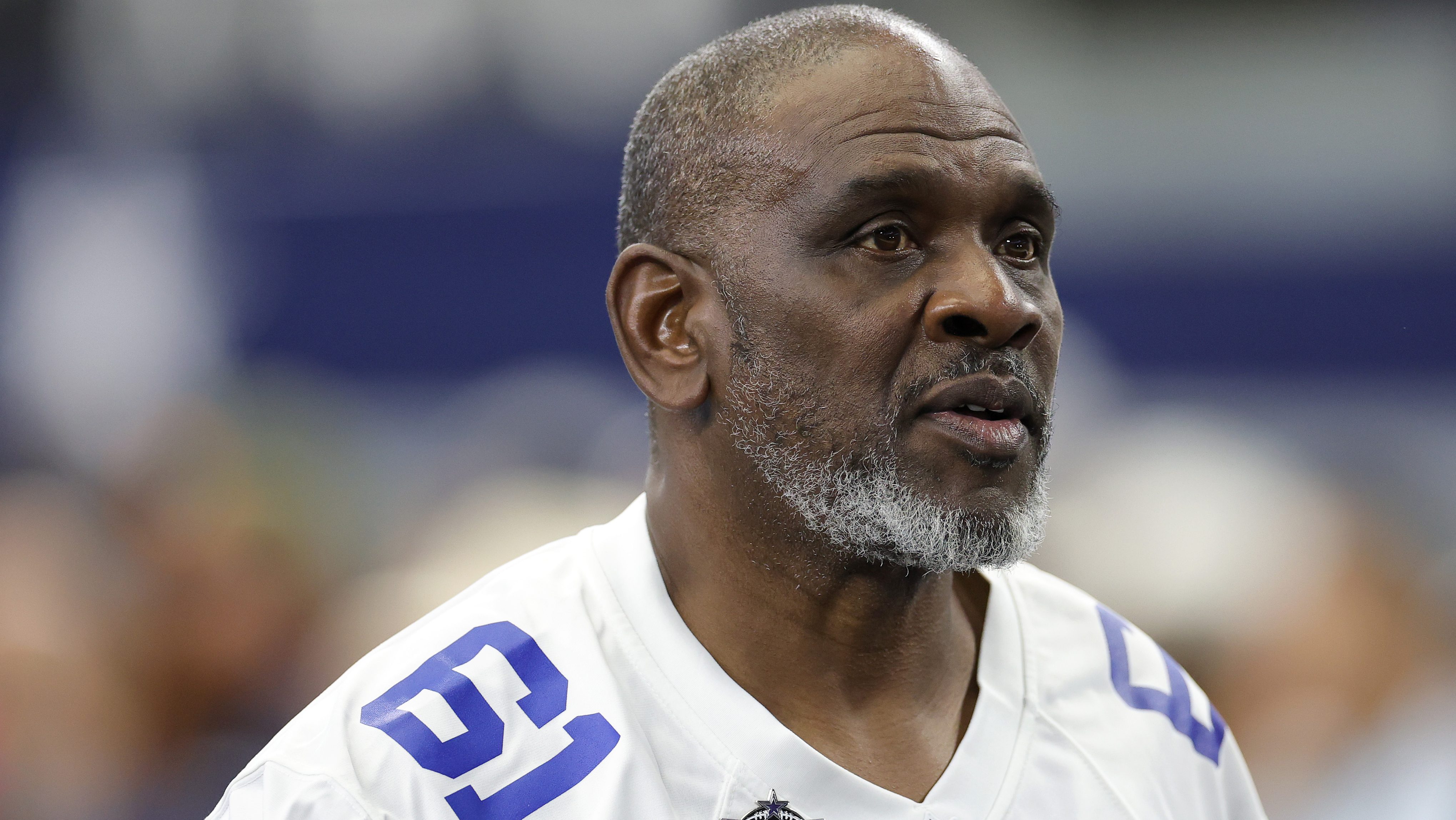 Former Dallas Cowboys lineman pardoned by President Trump