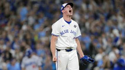 Blue Jays Workhorse Spurns Toronto, Chooses AL East Rival